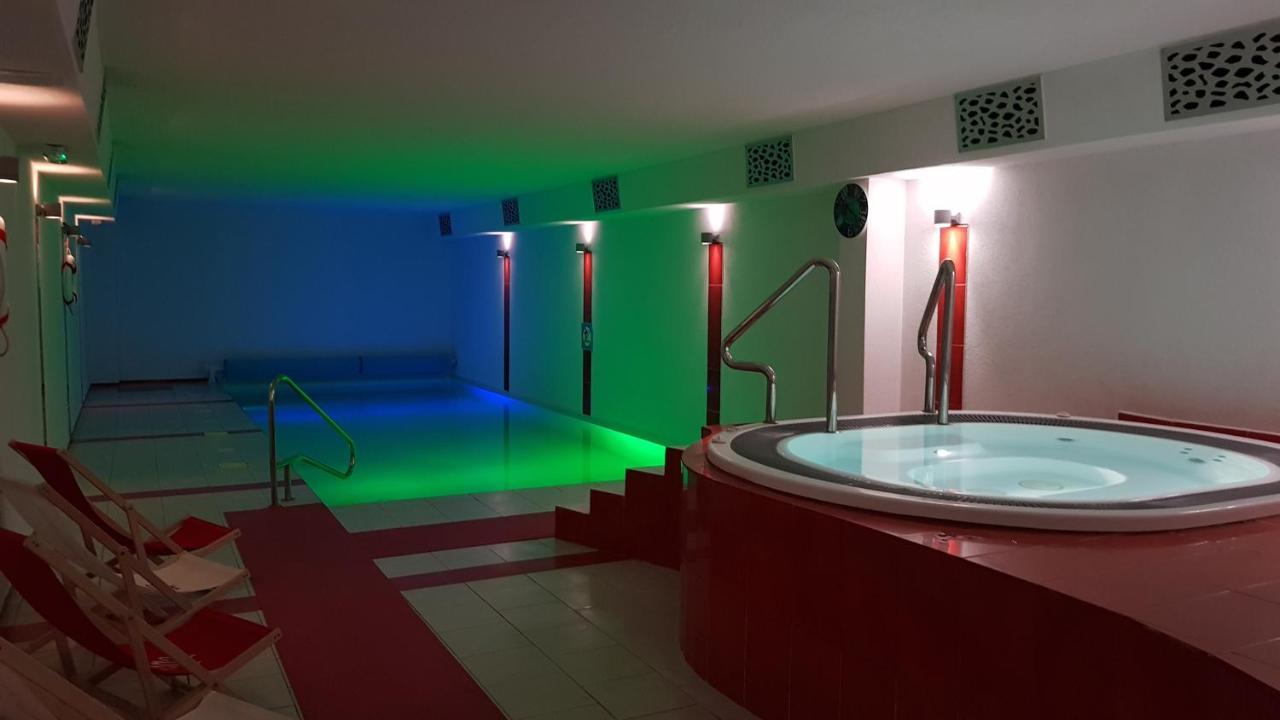 Akwamaryn Spa Niechorze Exteriör bild