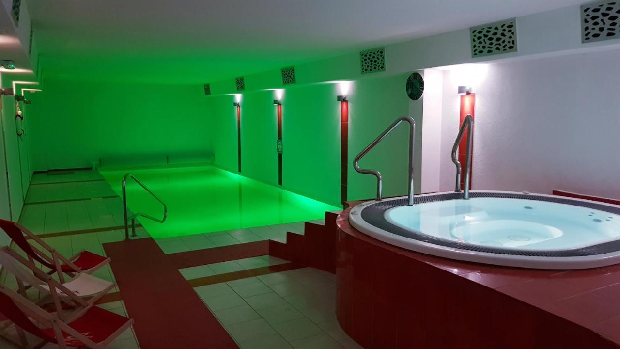 Akwamaryn Spa Niechorze Exteriör bild